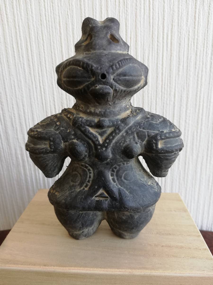 充実の品 ☆土偶「縄文の女神」原寸大精密複製品 遮光器土偶1/2精密