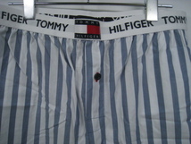 新品 TOMMY HILFIGER トミーヒルフィガー ショートパンツ ストライプ 白×青 ホワイト×ブルー サイズM_画像2