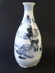 Art hand Auction Kutani ware Botella de sake de paisaje teñido Recipiente de sake pintado a mano Jarrón de adorno Jarrón JAPÓN Showa Arte antiguo ①, ceramica japonesa, kutani, recipiente de sake