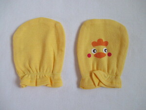 100 jpy!* baby mitten *