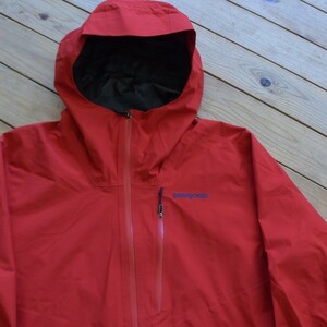 美品 USA古着 Patagonia パタゴニア GORE-TEX マウンテンパーカー メンズ Lサイズ 防水 高機能 アウトドア 登山 レインジャケット J2031