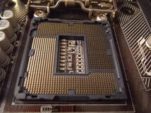 【即決・送料込み】ASUS Z97-C REV 1.05 LGA1150 ATXマザーボード IOパネル付属 動作品 コネクタIO捲れ_画像6