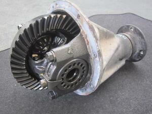 * Minicab V-U41T rear diff 3G83 mileage 14,362.MB393661