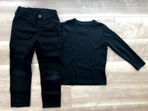 ユニクロ　黒セット　ブラック　長袖Ｔシャツ・パンツセット　110サイズ_画像1