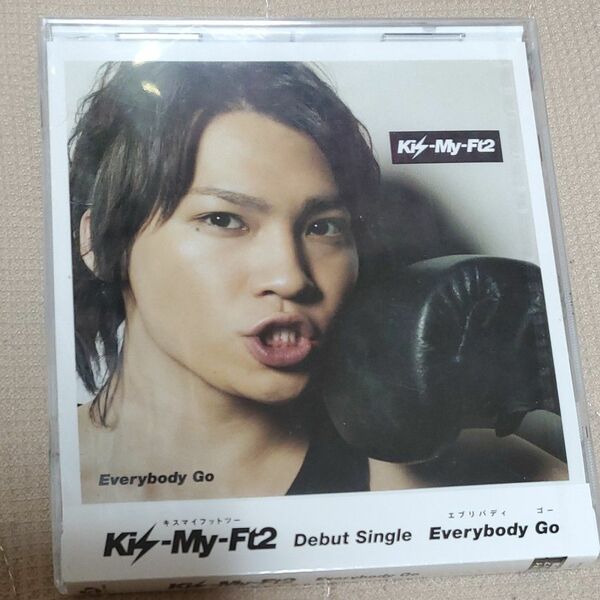 Kis-my-Ft2 Debut Single Everybody Go CD