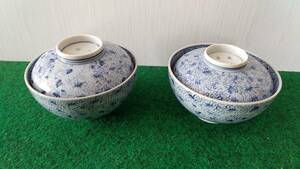  old Imari blue and white ceramics the smallest rubbish Tang . writing cover attaching tea cup 2 customer 