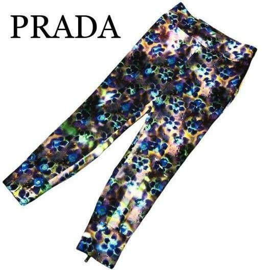 PRADA プラダ ボトムス ヨガウェア スポーツウェア ジムウェア 花柄 38 M