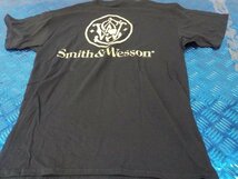 ●〇★(D224)（1）スミス＆ウェッソン　Tシャツ　Lサイズ　紺　ネイビー　GIDAN　5-4/10（こ）_画像6