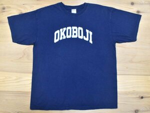 USA古着 オカボジ大学 ロゴ Tシャツ sizeXL 紺 OKOBOJI カレッジ ビッグシルエット 大きいサイズ アメリカ アメカジ GILDAN