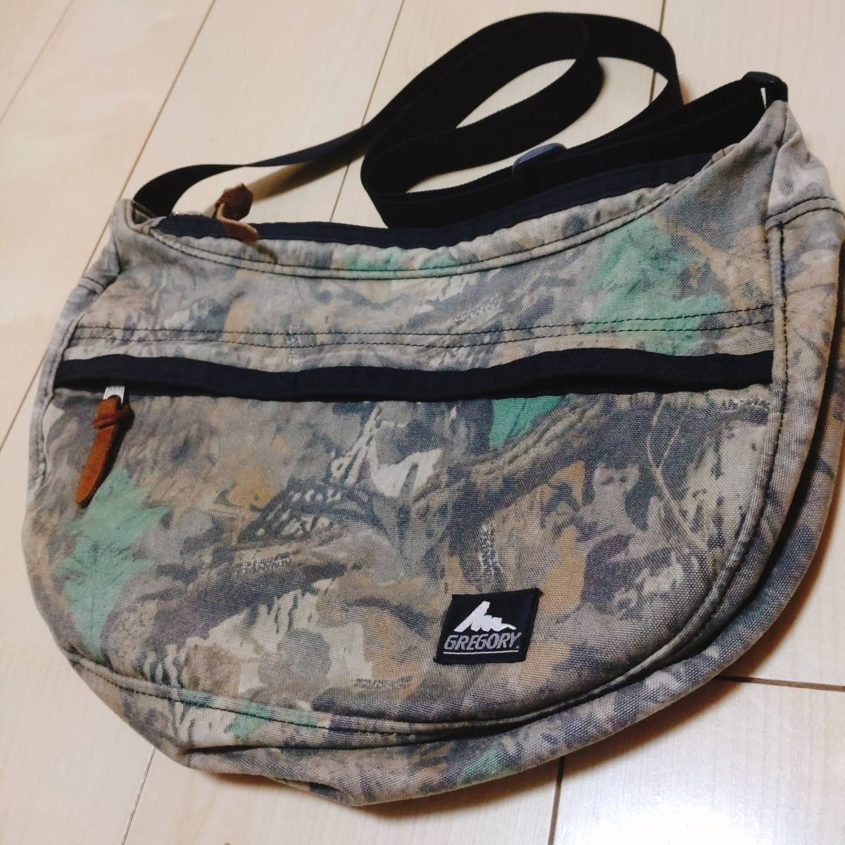 高速配送 COLONISTA tree柄 Gray Smokeプレート付 OMAN10 Real OMAN10