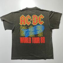 【L】80s Vintage AC/DC WORLD TOUR 88 Tee 80年代 ヴィンテージ エーシーディーシー ワールドツアー Tシャツ バンドTシャツ USA製 G1678_画像2