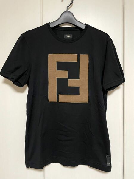 【正規店購入】 FENDI　フェンディ　黒・半袖・Tシャツ　ビッグFFロゴ　ブラック　Mサイズ