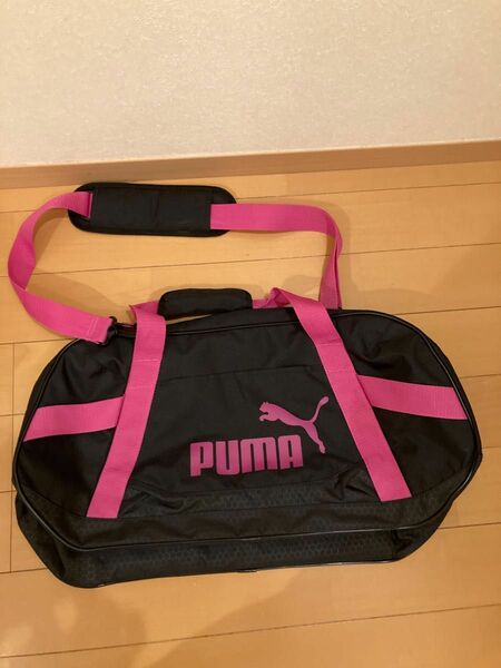 PUMAスポーツバッグ