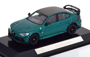 burago 1/43 Alfa romeo Giulia GTAm green metallic lik Alpha Romeo Giulia BBurago 