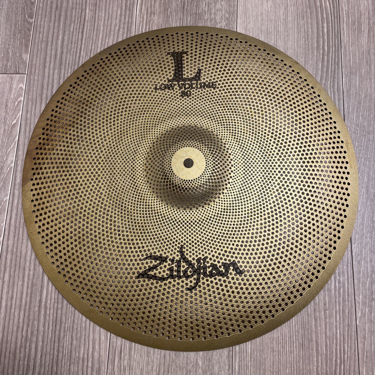 ヤフオク! -「zildjian low volume」(シンバル) (ドラム)の落札相場