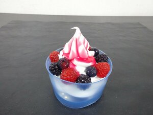  food sample business use puff . soft cream 8*8*10cm strawberry sauce / Mix Berry cup regular store exhibition 515