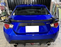 新作　クラッシュ　カーボン　86　BRZ 　前期　ZN6 ZC6 STIより大きめ　ガーニーフラップ　純正　リアウィング用　センターサブウィング　_画像8