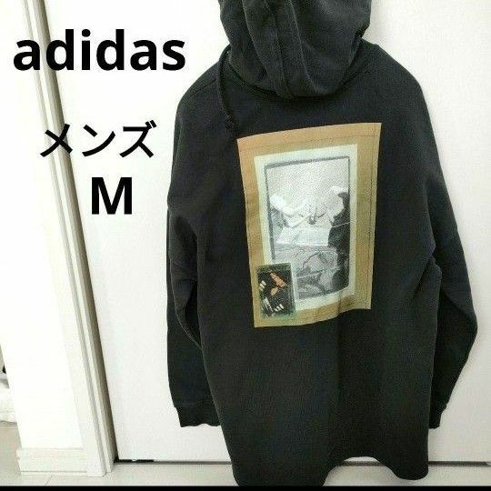 アディダスadidasバッグプリントパーカー