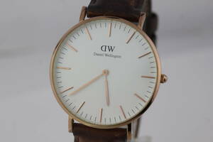 ダニエルウェリントン daniel wellington 腕時計