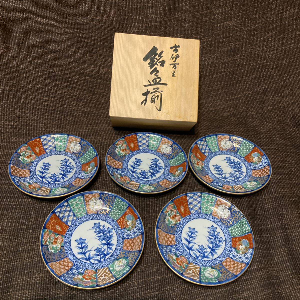 ヤフオク! -古伊万里焼 皿(アンティーク、コレクション)の中古品・新品 ヤフオク! -古伊万里焼 皿(アンティーク、コレクション)の中古品・新品