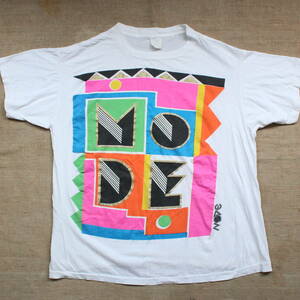 1990s MODE モード ヴィンテージTシャツ 幾何学 プリント アート ART デザイン ファッション シングルステッチ ビンテージ