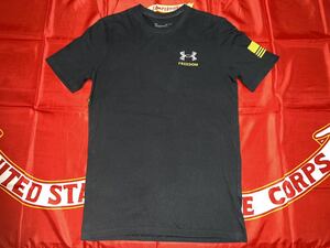 中古美品　UNDER ARMOUR FREEDOM BY LAND コットンTシャツ　SMALL ブラック