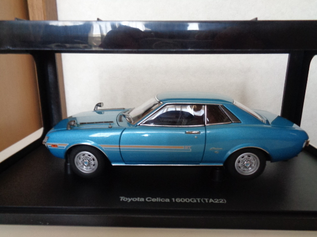 納得できる割引 トヨタ オートアート1/18 セリカ ブルー (TA22) 1600GT