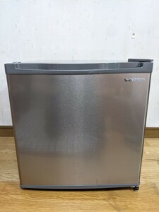 １ドア冷凍庫　３２L　フリーザー　　コンパクト　WFR-1032SL　中古 2019年製