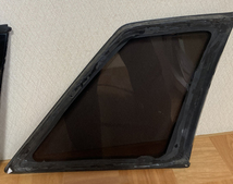R32 スカイライン リア クォーター ガラス 左右 ウィンドウ 窓 M203 AS2 DOT-20 サイドガラス 送料無料_画像4
