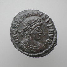 【古代ローマコイン】Gratian（グラティアヌス）クリーニング済 ブロンズコイン 銅貨(w7kbnx832P)_画像1