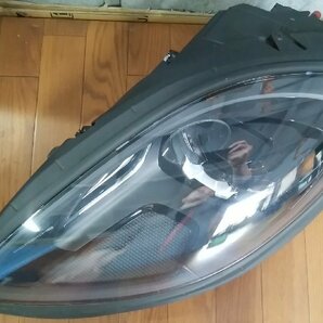 U#904 ポルシェ マカンS 2021年 3BA-J1K30 95B 純正左LEDヘッドライトAssy CPU付 ランプ 点灯OK 個人宅宛不可の画像3