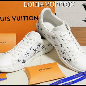 即完売 LOUIS VUITTON モノグラムスニーカー 7 ルイヴィトン 白 紺色 LVラメ ローカット ベルト Tシャツ 付属品あり メンズの画像1