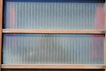 立6　 昭和レトロ建具　1枚　縦波すりガラス　明り取り窓付　木製引戸　1710x545x30ミリ_画像2