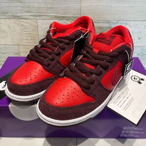 NIKE SB DUNK LOW PRO "CHERRY"