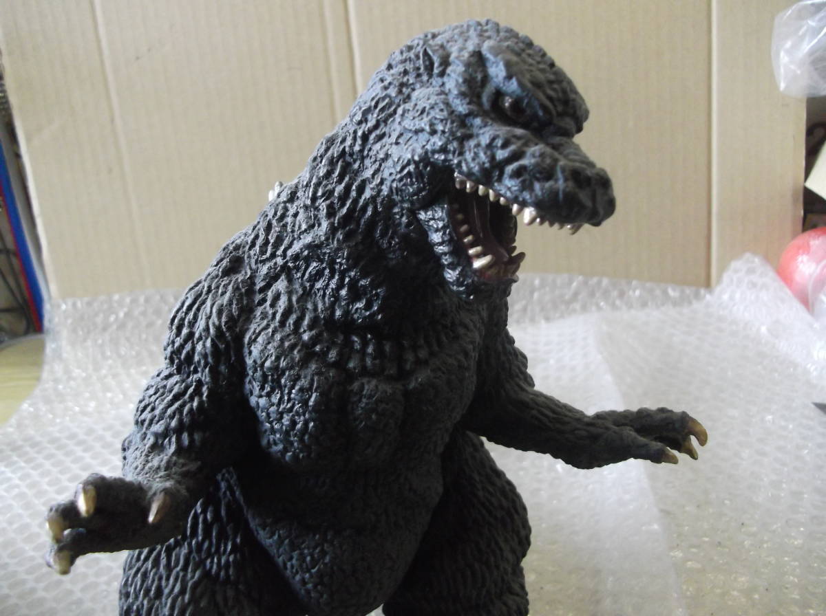 ヤフオク! -「ゴジラ ソフビ 1984」の落札相場・落札価格