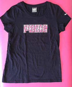 PUMA プーマ　ロゴが可愛い　カットソー　Tシャツ　ネービー