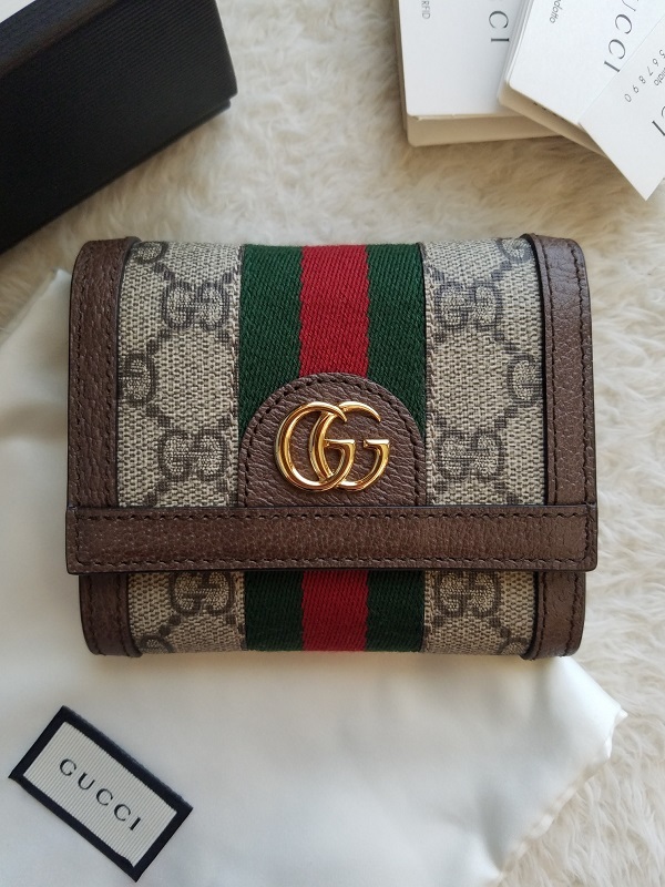 新品 GUCCI グッチ Ophidia オフィディア GGスプリーム 2つ折り財布