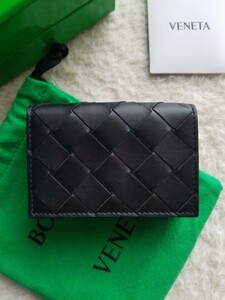 BOTTEGA VENETA タイニー 三つ折りウォレット 667036 VCPQ6 1001 （ブラック / パパイア）