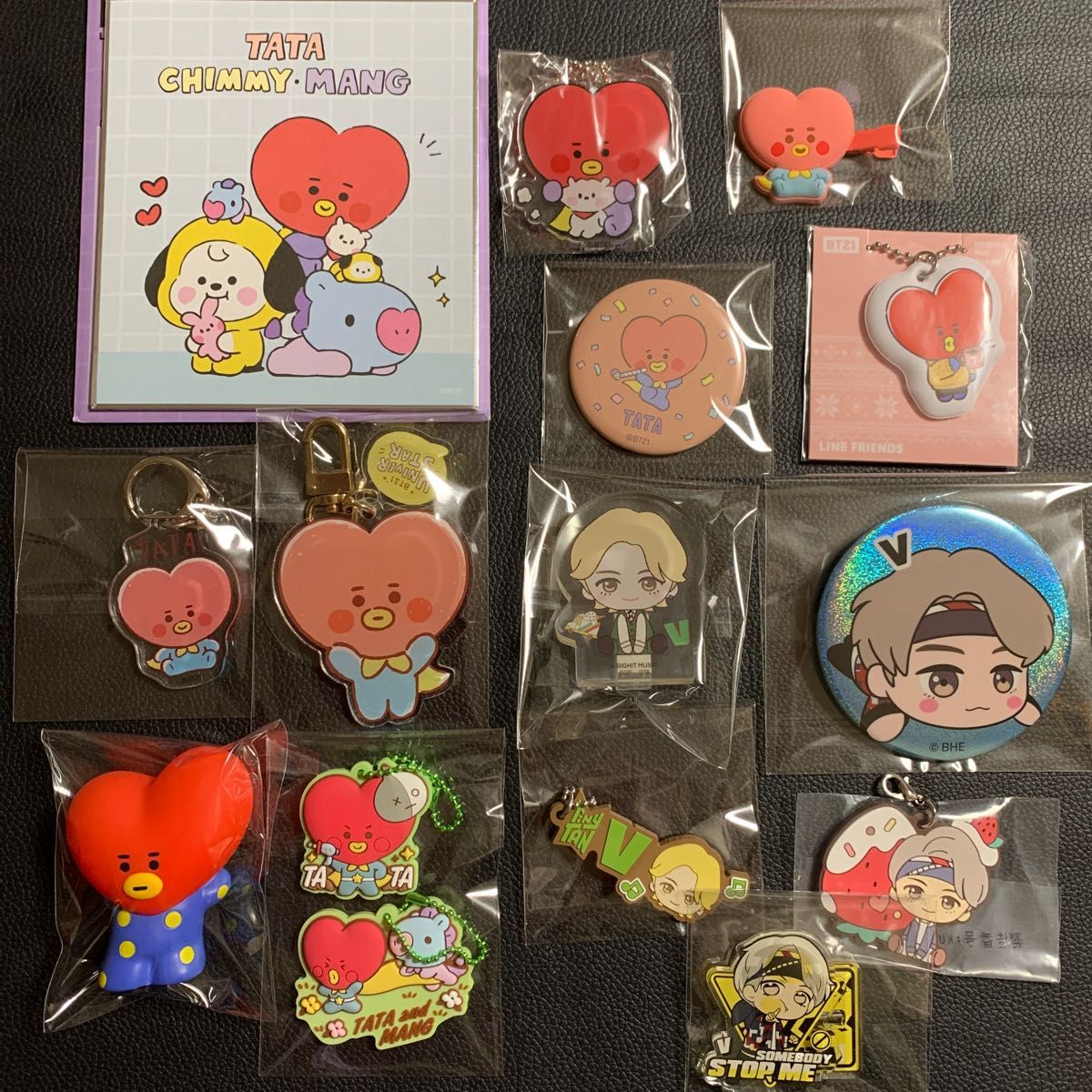 送料0円 美品 サマンサベカ BT21 TATAチャーム ブラック BTS www