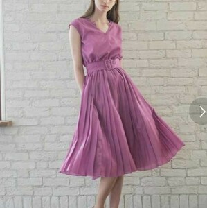 Noelanoela summer color One-piece pleat also cloth belt attaching 