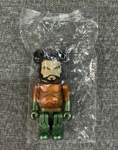 内袋未開封 ベアブリック シリーズ37 HERO ヒーロー AQUAMAN アクアマン 100% BE@RBRICK メディコムトイ