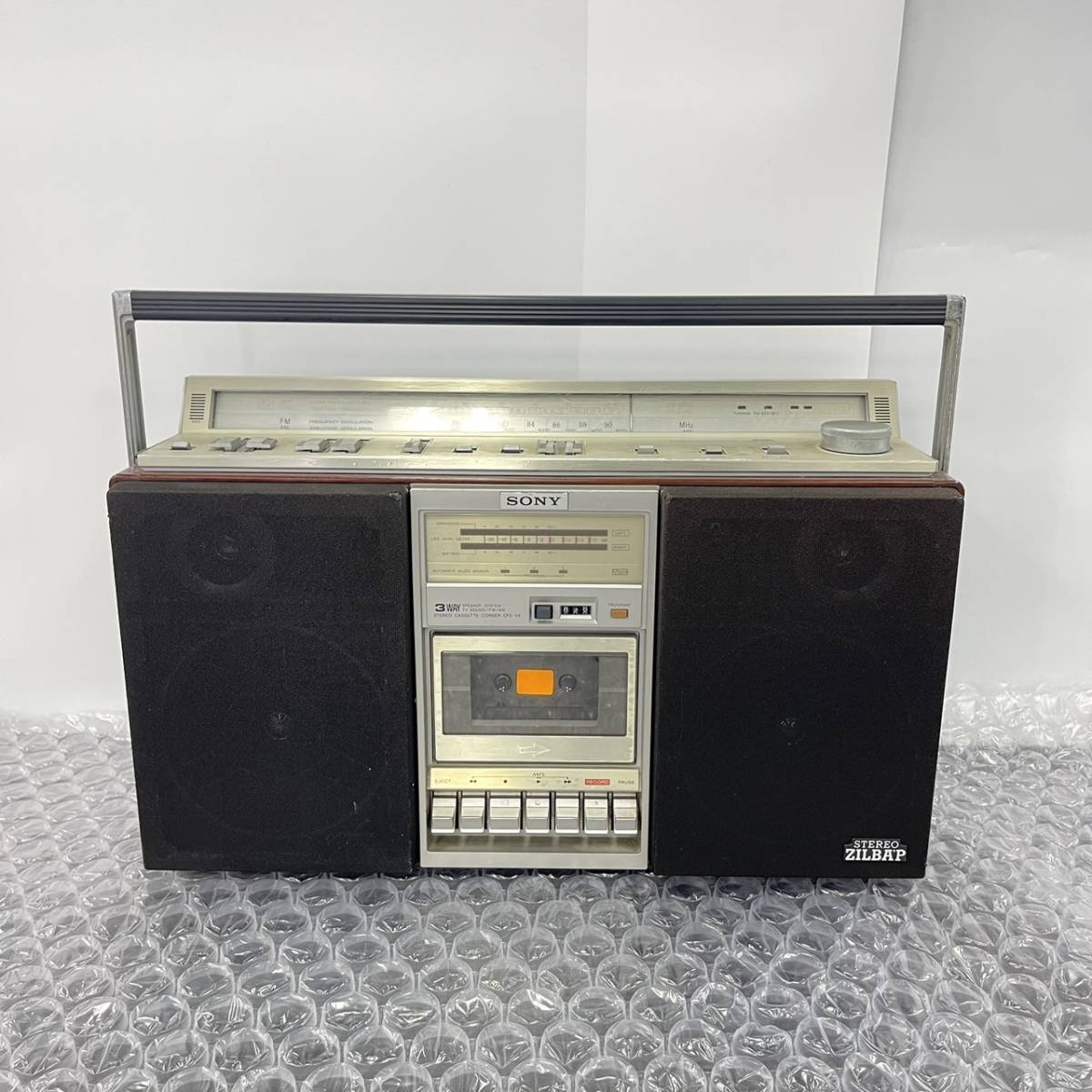 美品SONY ソニー◇ラジオ/AMFM/ラジカセ CFS-V8 オーディオ箱付き