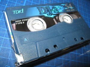 使用済み　中古　 カセットテープ　TDK　DJ2　Type2　ハイポジ　54分 　1本　爪なし　No.1005