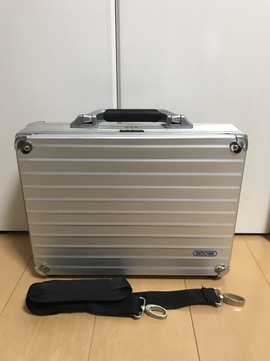ヤフオク! - リモワ(アタッシュケース バッグ、スーツケース)の中古品 ヤフオク! - リモワ(アタッシュケース バッグ、スーツケース)の中古品