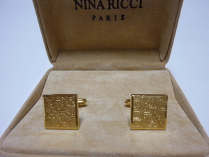 ニナリッチ　NINA RICCI　カフス　美品！！