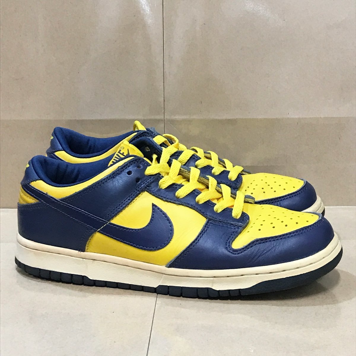 ヤフオク! -「dunk ミシガン」(26.0cm) (ナイキ)の落札相場・落札価格