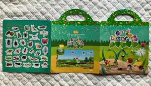 ステッカーブック 再利用可 耐水性 知育玩具 Children Sticker Book (Reusable and Waterproof) 8種類から1つ