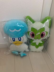 ポケットモンスター　新品未使用品　めちゃでかぬいぐるみクッション　ニャオハ　クワックス　2個セット