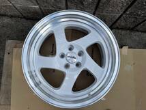 新品！Whistler KR1 17x9J+25 5穴 PCD114.3 White machined lip USDM 深リム Hellaflush 新品_画像2