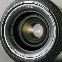 【新品同様】ZEISS　キヤノンEF用Milvus35mmF2ZE　CanonキヤノンEFマウント(キャノン）★NO.7049_画像6